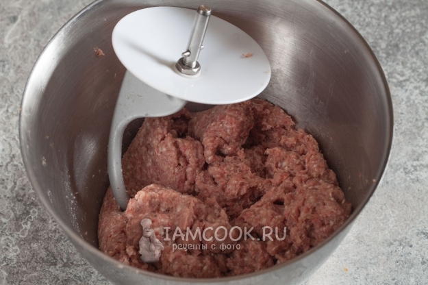 Вымесить фарш