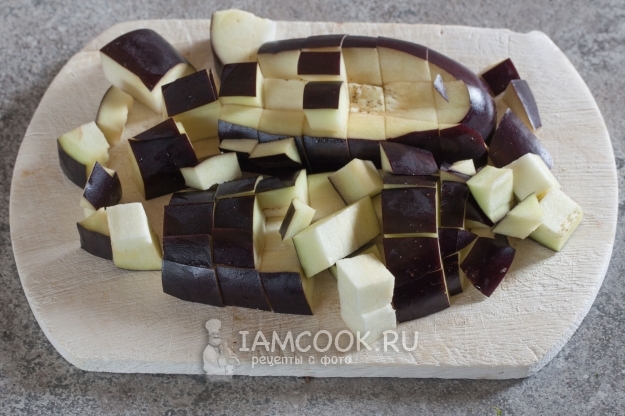 Порезать баклажаны