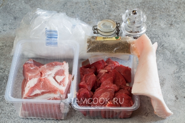 Ингредиенты для мясного хлеба по-баварски