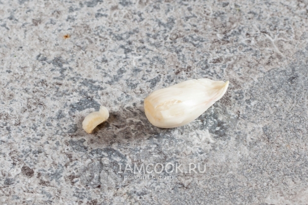 Почистить чеснок