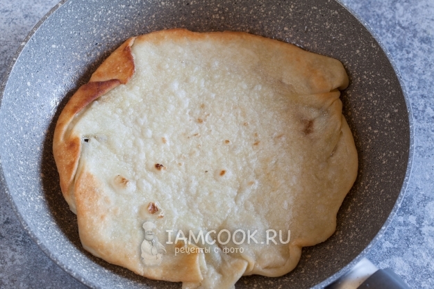 Обжарить основу