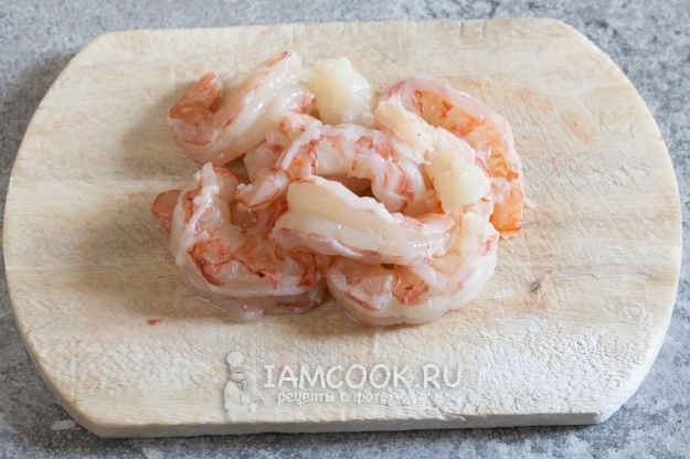 Почистить креветки