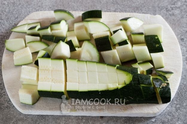 Порезать кабачок