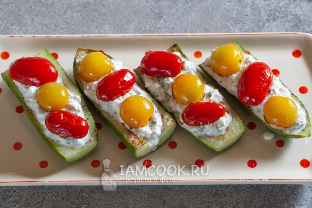 Рецепт жареных огурцов с помидорами