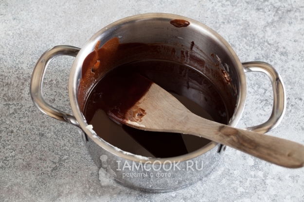 Растопить шоколад с маслом