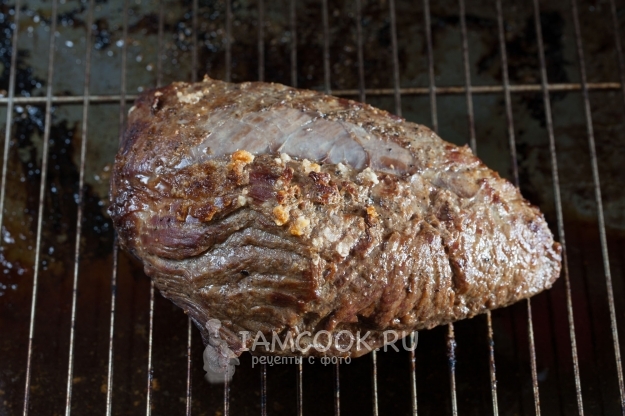 Запечь мясо в духовке