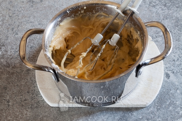 Добавить яйца