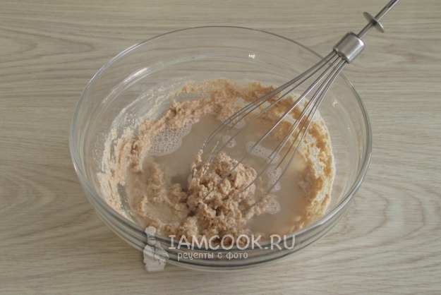 Размешать тесто