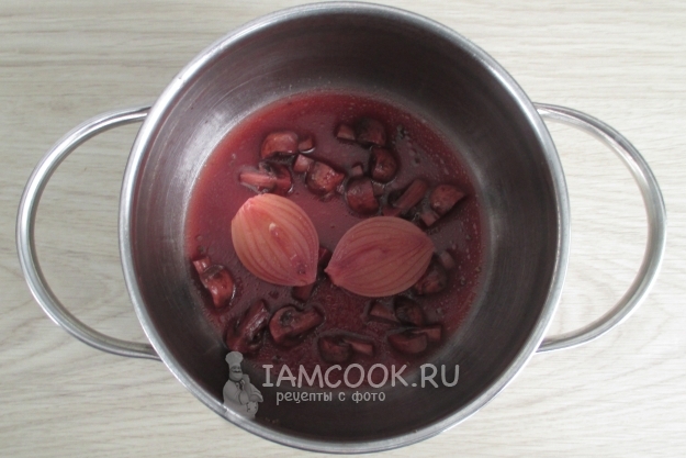 Уварить жидкость