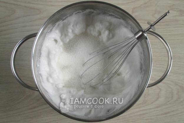 Всыпать сахар