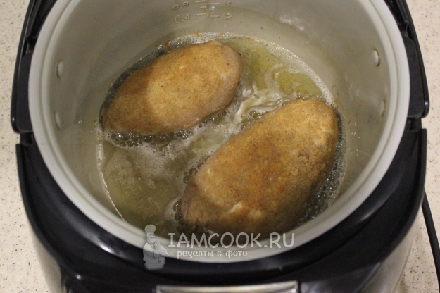 Пожарить котлеты