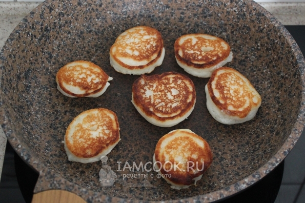 Пожарить оладьи