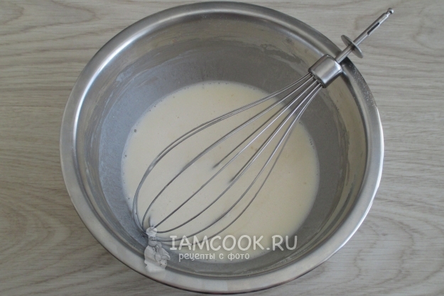 Размешать тесто