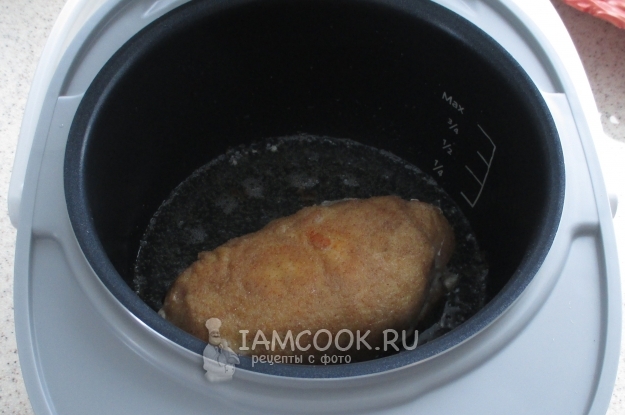 Положить котлету в мультиварку