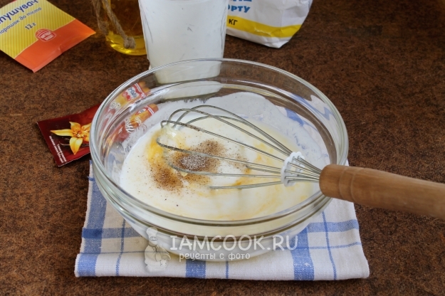 Влить кефир