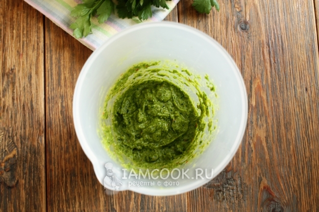 Измельчить компоненты блендером