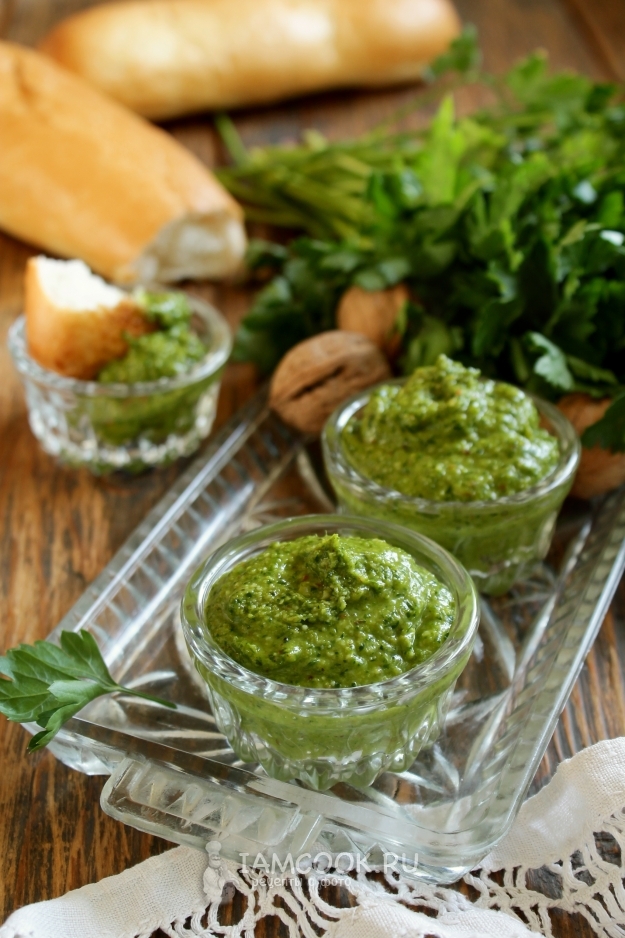Рецепт песто из петрушки