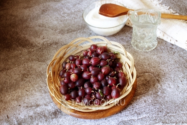 Ингредиенты для варенья из красного крыжовника