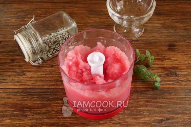 Измельчить арбуз