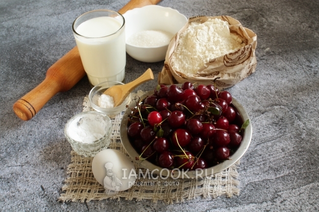 Ингредиенты для вареников с вишней на кефире (с содой)
