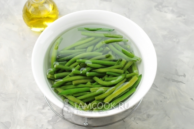 Фасоль в воде