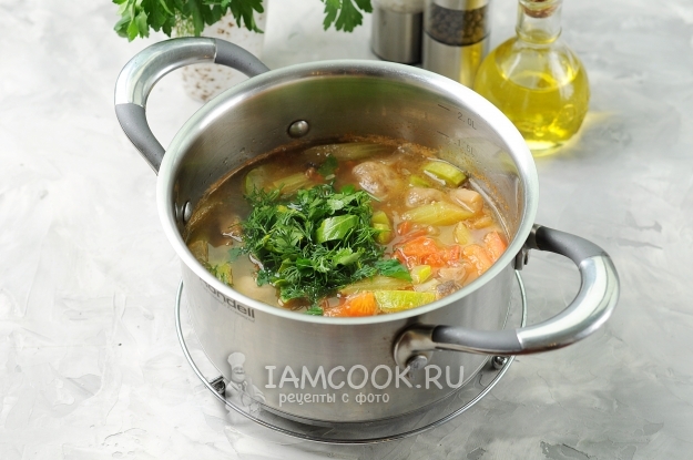 Положить зелень