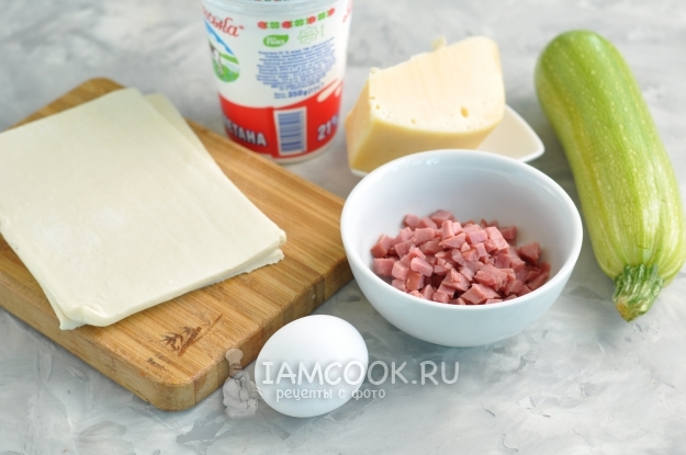 Ингредиенты для пирога с кабачками на скорую руку