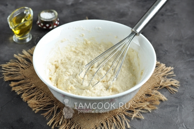 Всыпать муку и соду