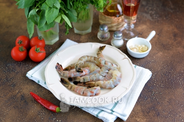 Почистить креветки