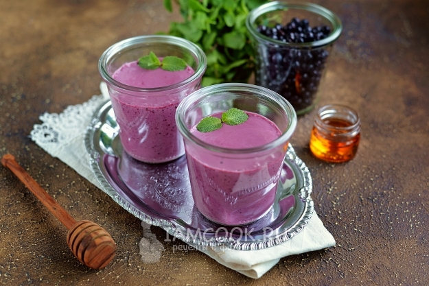 Рецепт протеинового коктейля с черникой и творогом