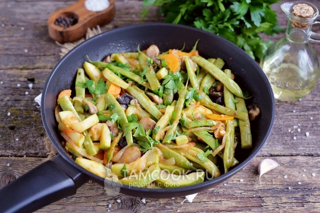 Потушить овощи с грибами