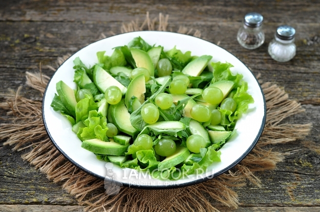 Положить виноград