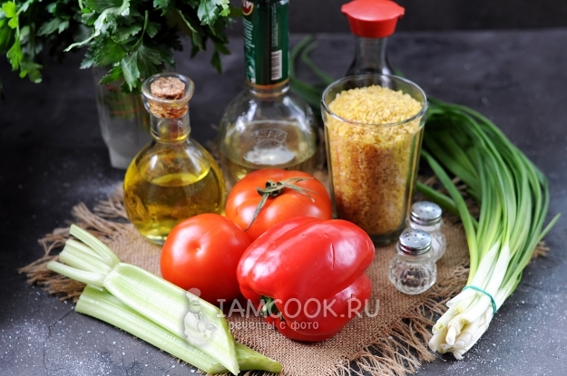 Ингредиенты для салата с булгуром и овощами