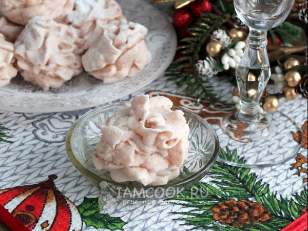 Яблочный зефир на глинтвейне, рецепт с фото