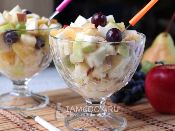 Фруктовый салат с йогуртом для детей, рецепт с фото