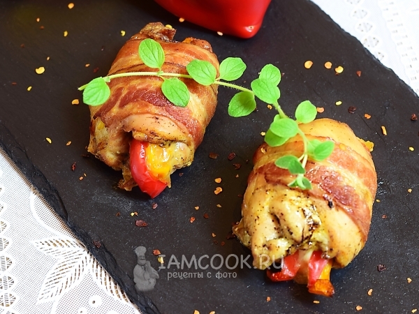 Куриные рулетики с болгарским перцем и моцареллой, рецепт с фото