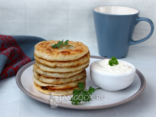 Постные лепешки с луком (на воде), рецепт с фото