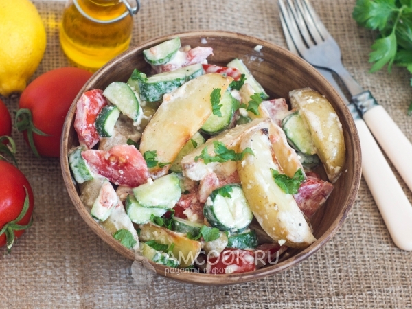 Салат с запеченным картофелем, рецепт с фото