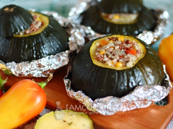 Патиссоны, фаршированные рисом и овощами, в духовке, рецепт с фото