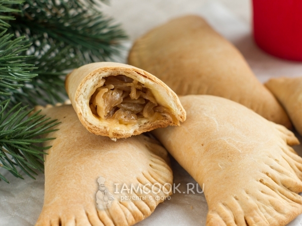 Пирожки с капустой на кефире в духовке, рецепт с фото