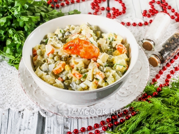 «Оливье» с крабом, рецепт с фото