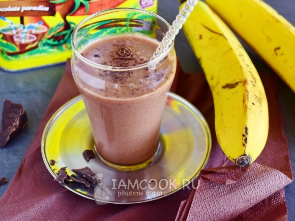 Шоколадный смузи с бананом и кокосовым молоком, рецепт с фото