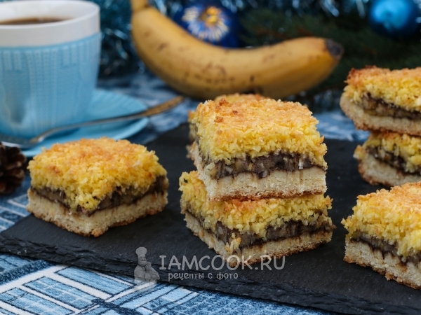 Песочный пирог с бананами, рецепт с фото