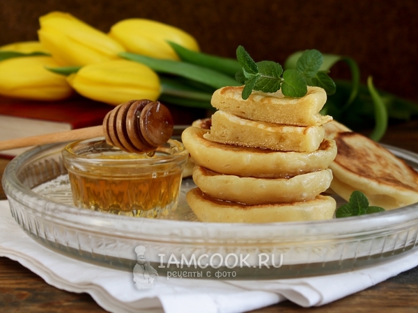 Оладьи на прокисшем кефире, рецепт с фото