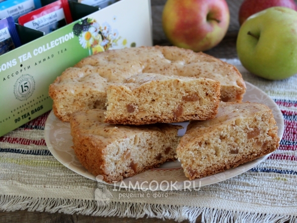 Пирог с яблочным вареньем в мультиварке, рецепт с фото