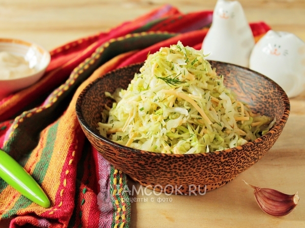 Салат с белокочанной капустой и сыром, рецепт с фото