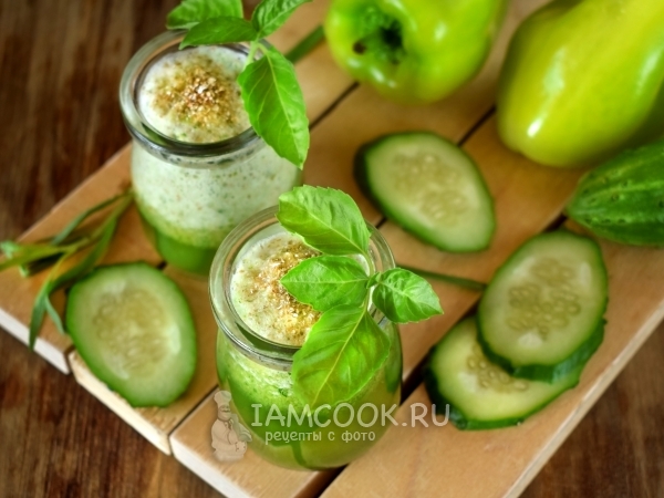 Зеленый коктейль с огурцом и перцем, рецепт с фото
