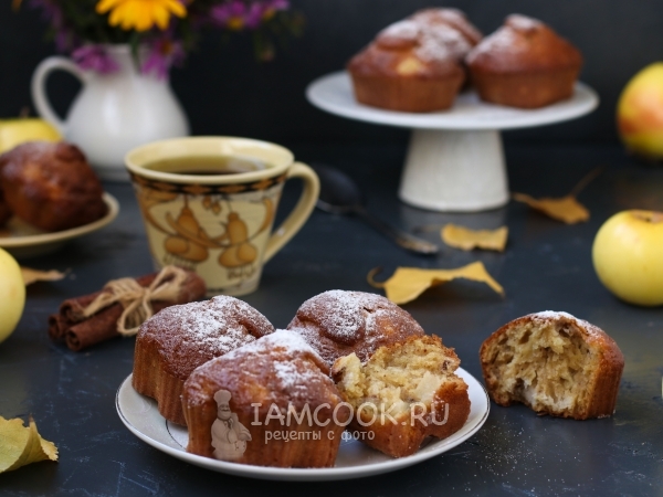 Кексы с яблоками, орехами и корицей, рецепт с фото