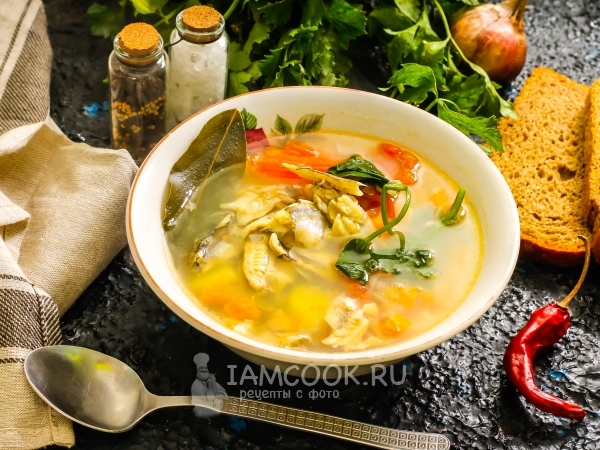 Уха из мойвы, рецепт с фото