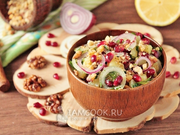 Салат из граната и грецких орехов, рецепт с фото